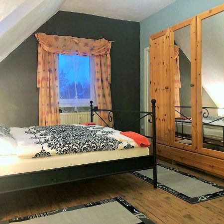 Villa Ferienhaus Neheim Rita Mit Klimageraeten Extérieur photo